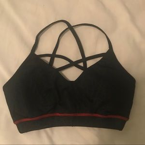 black strappy sports bra